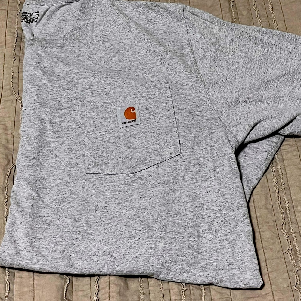 Men’s Carhart Tshirt Size Medium (A9)